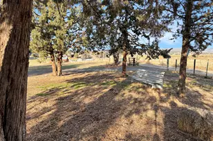 643 NE Coles Rd, Prineville, OR 97754 - Photo 35