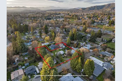 1260 Plummer Avenue, Grants Pass, OR 97527 - Photo 5