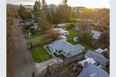 1260 Plummer Avenue, Grants Pass, OR 97527 - Photo 15