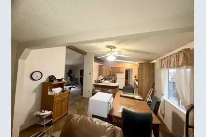 360 Hessar Street, Grants Pass, OR 97527 - Photo 13