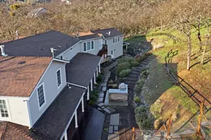 6015 Dark Hollow Rd, Medford, OR 97501 - Photo 93