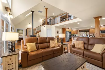 6015 Dark Hollow Road, Medford, OR 97501 - Photo 17