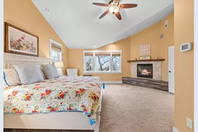 6015 Dark Hollow Road, Medford, OR 97501 - Photo 39