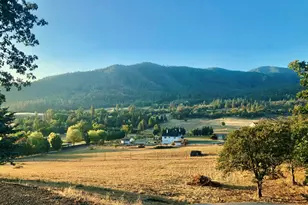 6015 Dark Hollow Rd, Medford, OR 97501 - Photo 83