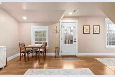 6015 Dark Hollow Road, Medford, OR 97501 - Photo 55