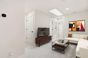 3095 NE Nipper Rd, Bend, OR 97701 - Photo 3