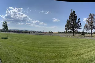 3095 NE Nipper Rd, Bend, OR 97701 - Photo 27