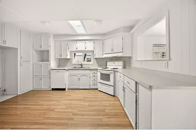 2252 Table Rock Road #SPC 151, Medford, OR 97501 - Photo 3
