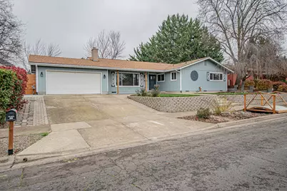 1916 Inverness Drive, Medford, OR 97504 - Photo 35