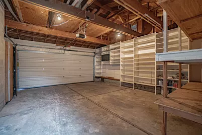 1916 Inverness Drive, Medford, OR 97504 - Photo 31