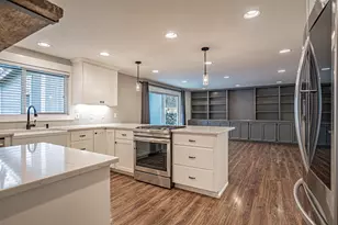 1916 Inverness Dr, Medford, OR 97504 - Photo 9