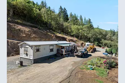 1050 Wards Creek Road, Rogue River, OR 97537 - Photo 13