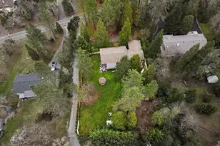 251 Surrey Dr, Grants Pass, OR 97526 - Photo 23