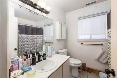 251 Surrey Drive, Grants Pass, OR 97526 - Photo 13