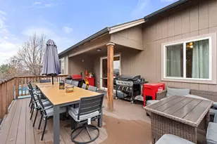 545 N Heights Dr, Eagle Point, OR 97524 - Photo 23