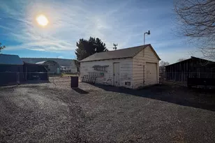 279 SE Willowdale Dr, Prineville, OR 97754 - Photo 17