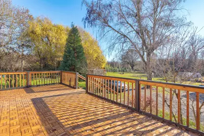 9395 Highway 238, Jacksonville, OR 97530 - Photo 11