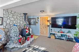 9395 Hwy 238, Jacksonville, OR 97530 - Photo 5