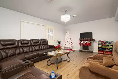 2441 N Keene Way Drive, Medford, OR 97504 - Photo 5