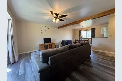 649 Front Street, Klamath Falls, OR 97601 - Photo 5