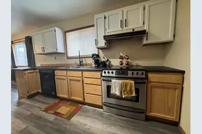 649 Front Street, Klamath Falls, OR 97601 - Photo 15