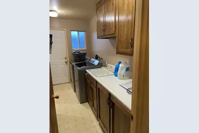 13355 Weowna Way, White City, OR 97503 - Photo 11