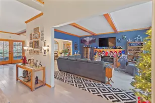 543 Serenity Ln, Grants Pass, OR 97526 - Photo 3