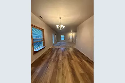 834 Isherwood Drive, Central Point, OR 97502 - Photo 5