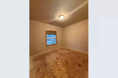 834 Isherwood Drive, Central Point, OR 97502 - Photo 7