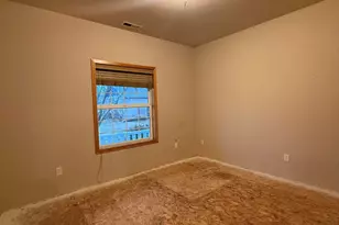 834 Isherwood Dr, Central Point, OR 97502 - Photo 7