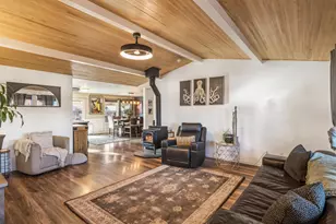 692 NE Fieldstone Ln, Prineville, OR 97754 - Photo 3