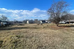 1512 Summers Ln, Klamath Falls, OR 97603 - Photo 37