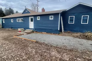 1512 Summers Ln, Klamath Falls, OR 97603 - Photo 7