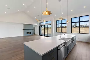 3118 NW Crossing Dr, Bend, OR 97703 - Photo 13