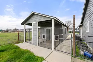 597 Bigham Brown Rd, Eagle Point, OR 97524 - Photo 29