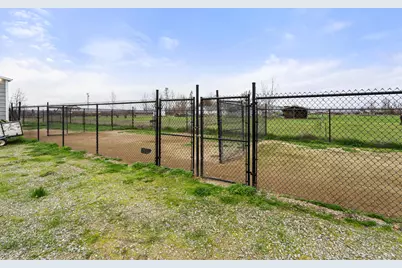 597 Bigham Brown Road, Eagle Point, OR 97524 - Photo 33