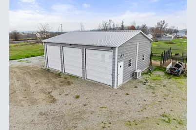 597 Bigham Brown Road, Eagle Point, OR 97524 - Photo 47