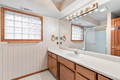 4231 Tamarack Drive, Medford, OR 97504 - Photo 39