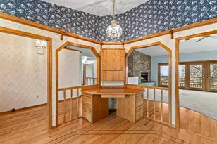 4231 Tamarack Dr, Medford, OR 97504 - Photo 7