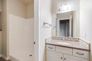 3269 NW Fairway Heights Dr, Bend, OR 97703 - Photo 35