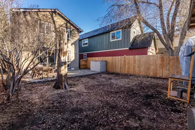 139 SE Roosevelt Avenue, Bend, OR 97702 - Photo 25