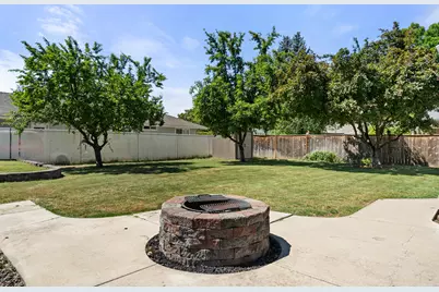 2754 Juanita Avenue, Medford, OR 97504 - Photo 25