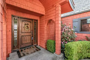 443 Conestoga Cir, Jacksonville, OR 97530 - Photo 3