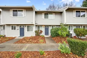 821 E 10th St, Medford, OR 97504 - Photo 41