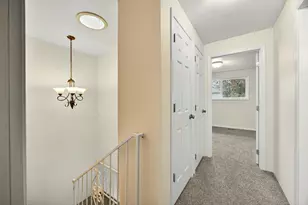 821 E 10th St, Medford, OR 97504 - Photo 25