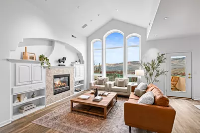 517 Lakota Way, Ashland, OR 97520 - Photo 9