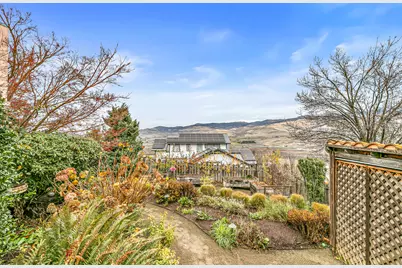 517 Lakota Way, Ashland, OR 97520 - Photo 57