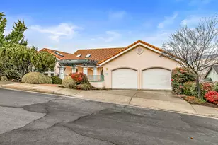 517 Lakota Way, Ashland, OR 97520 - Photo 51