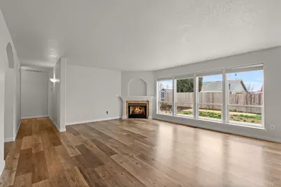 1642 Hollyhock Drive, Medford, OR 97504 - Photo 11