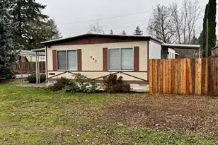 843 Fruitdale Dr, Grants Pass, OR 97527 - Photo 3